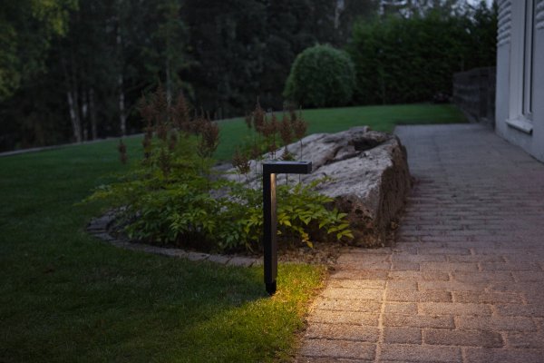 Vicini Zwart solarlamp Van Star Trading - De solarverlichting is ideaal om te plaatsen als halverlichting of als decoratieve verlichting.