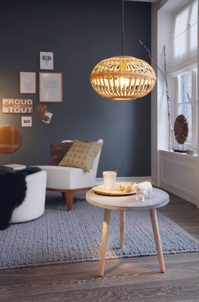 Amsfield Ø38 Natuur hanglamp Van Eglo - Deze hanglamp van prachtig gevlochten rotan verspreidt een warme en natuurlijke gloed die een uitnodigende sfeer in de kamer creëert.