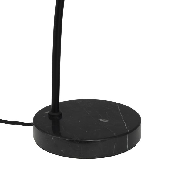 Eric 48cm Zwart bureaulamp Van Dyberg Larsen - Ontdek de elegante Eric tafellamp met zijn unieke marmeren voet en gebogen details die een verfijnde uitstraling geven.