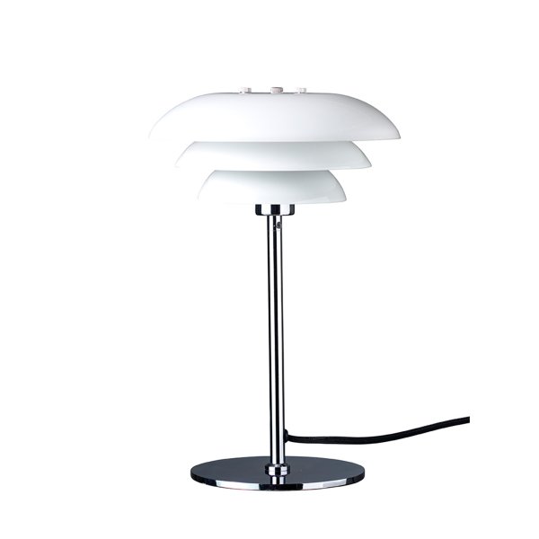 DL20 30cm Chroom tafellamp Van Dyberg Larsen - De DL20 met opaalglas en chromen voet geeft uw huis een elegante en stijlvolle upgrade.