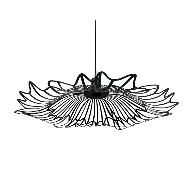 Flora Ø60 Matzwart hanglamp Van Dyberg Larsen - Finns i tv&aring; eleganta varianter: matt svart, med en industriell fransk k&auml;nsla, och p&auml;rlvitt, som kombinerar romantisk bohemstil med en minimalistisk touch.