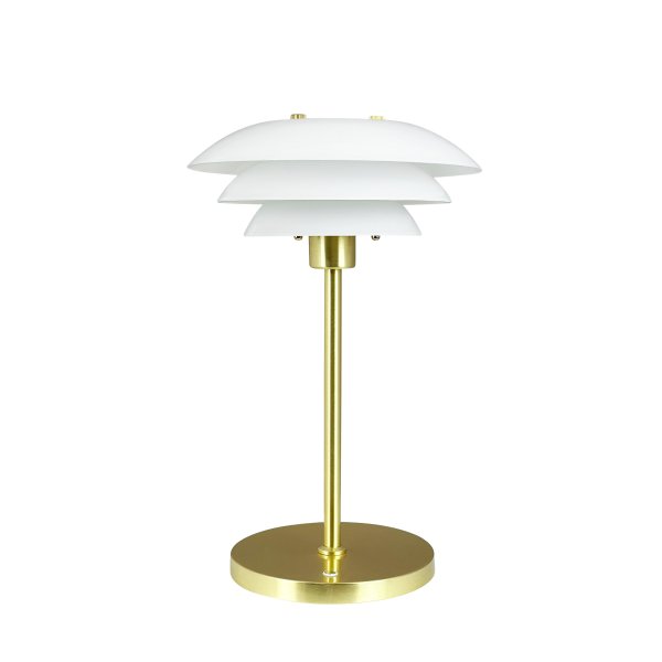DL20 LED 30cm Messing Draagbare Van Dyberg Larsen - Den uppladdningsbara lampan har en h&ouml;jd p&aring; 30 cm och en lampsk&auml;rmsdiameter p&aring; 20 cm, vilket g&ouml;r den perfekt f&ouml;r s&auml;ngbordet, skrivbordet eller en mysig h&ouml;rna.