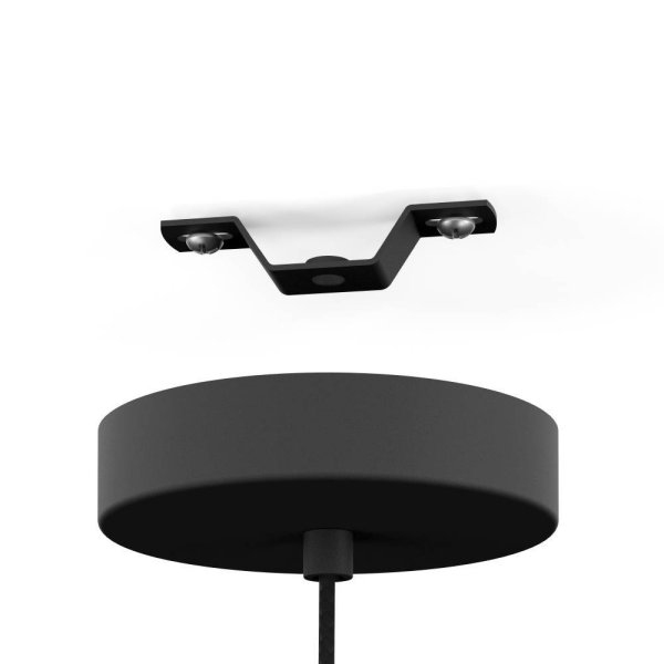 Mattanza Ø50 Grijs hanglamp Van Eglo - De bolvormige vorm en de overlappende platen creëren een speels schaduwspel wanneer de lamp brandt, waardoor er diepte en dimensie aan de kamer wordt toegevoegd.