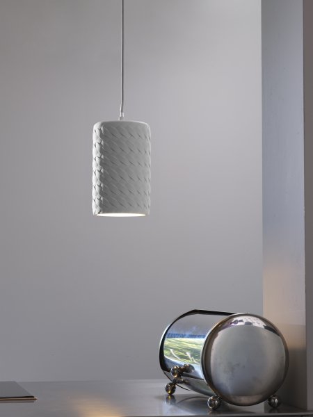  Plaster Tube Ø14 Wit hanglamp Van Osram - Plaster Tube is een minimalistische hanglamp met een hoogwaardig design.