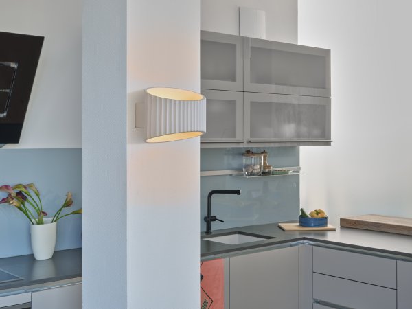 Plaster Band 25cm Wit wandlamp Van Osram - Plaster Band &auml;r en modern v&auml;gglampa gjord av gips.