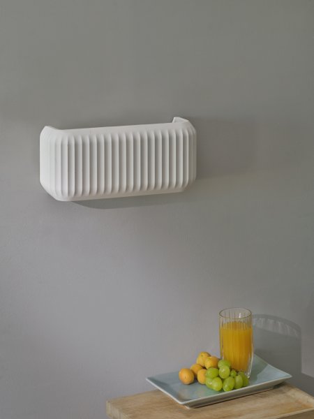 Plaster Routes 33cm Wit wandlamp Van Ledvance - Plaster Routes &auml;r en modern v&auml;gglampa gjord av gips.