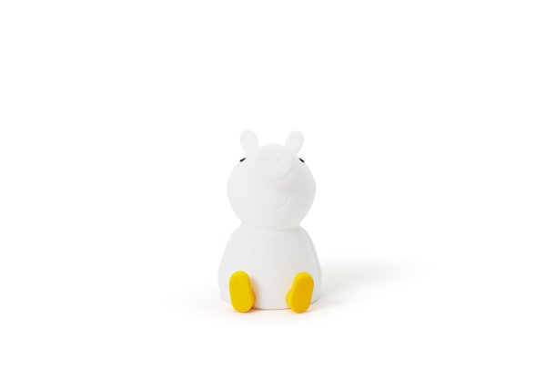 Peppa Pig First Light Wit kinderlamp Van Mr Maria - Het ontwerp van Peppa Pig komt uit de sprookjeswereld van de kleine Greta Pig, een vrolijk varkentje dat graag verkleedt, speelt en vooral springt in modderplassen.