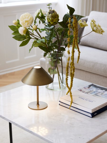 Hygge 20cm Antiek messing Draagbare Van Halo Design - Hygge is een veelzijdige en stijlvolle verlichting die geschikt is voor alle gelegenheden en beschikt over een dimfunctie.