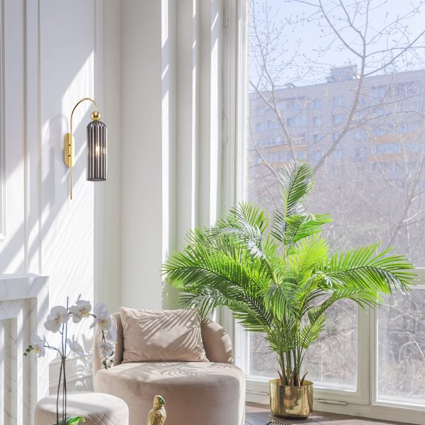 Antic 54cm Rook wandlamp Van Maytoni - Dankzij de verfijnde boogvorm en unieke kleurencombinatie is dit de perfecte keuze voor iedereen die een tijdloze en elegante sfeer aan zijn huis wil toevoegen.