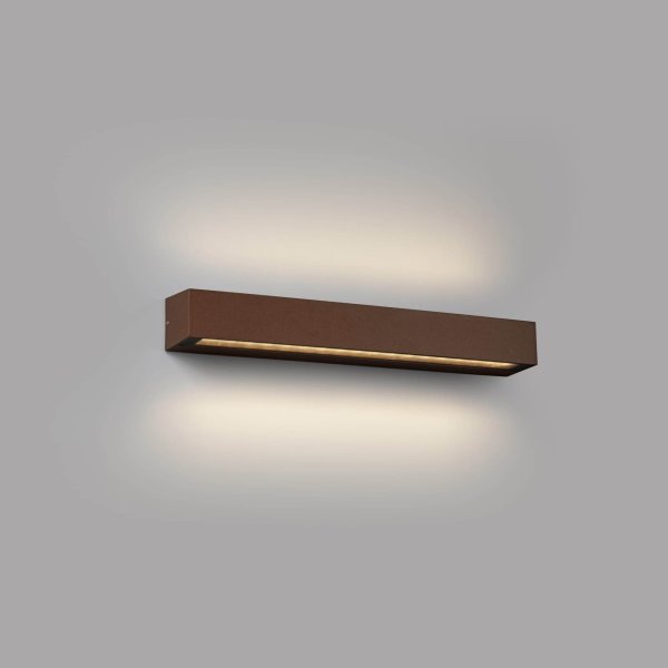 Doro Bruin buitenlamp Van Faro Barcelona - Met een vermogen van 28W projecteert het licht van beide kanten en zorgt voor elegante en functionele verlichting voor buitenomgevingen.