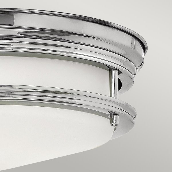 Hadrian Ø30 Chroom badkamerlamp Van Elstead Lighting - De Hadrian plafondlamp met chromen afwerking heeft een tijdloos en stijlvol design en is dankzij de IP44-classificatie perfect voor badkamers.