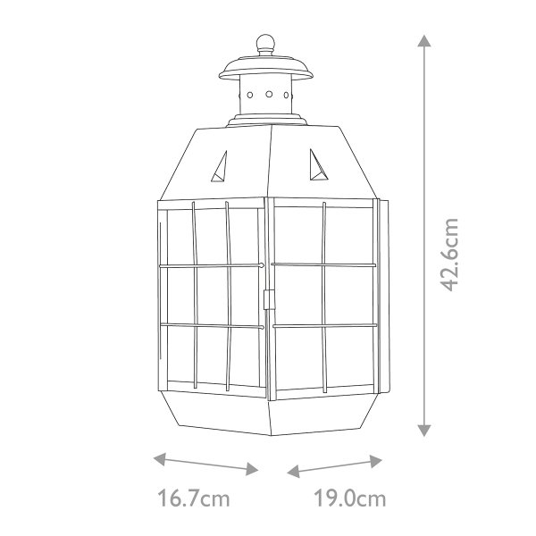 Nantucket 42cm Antiek messing buitenlamp Van Elstead Lighting - Tillverkad av massiv m&auml;ssing och glas, erbjuder den en robust och elegant konstruktion som &aring;ldras vackert &ouml;ver tid.
