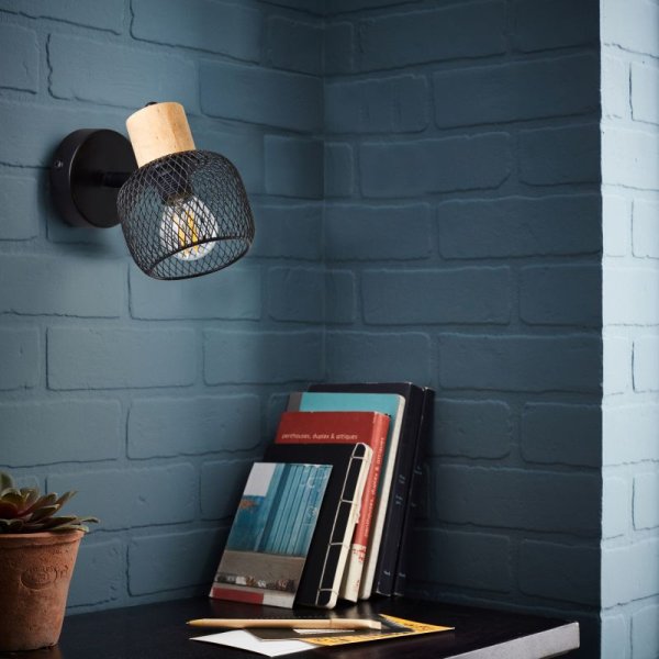 Giada 15cm Zwart wandlamp Van Brilliant - De Giada wandspot is een stijlvolle en flexibele verlichtingsoplossing die zowel aan de wand als aan het plafond kan worden gemonteerd.