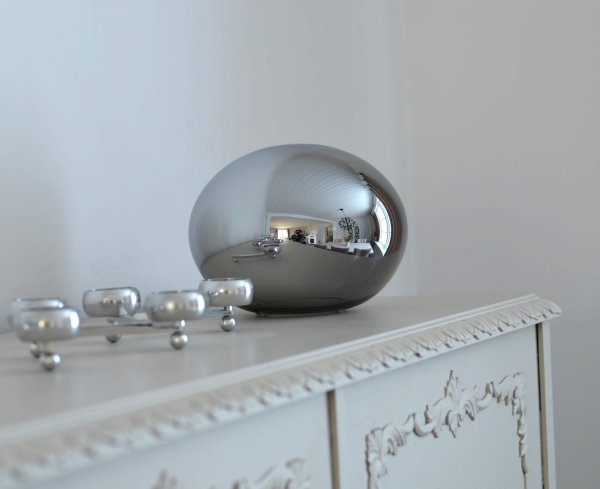Globus 18cm Rookkleurig tafellamp Van Aneta Lighting - 