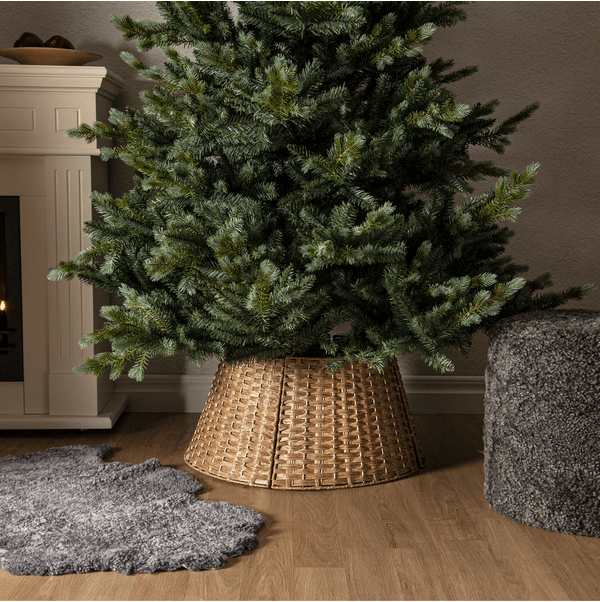 Granig Natuur Van Star Trading - Open mand van natuurlijk materiaal, gebruikt om de voet van de kerstboom te bedekken.