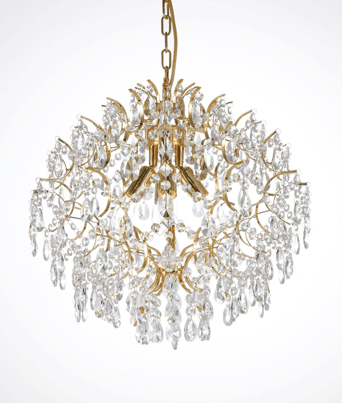 Kate Ø50 Goud kristal Van Norrsken Design - De Kate plafondlamp in goud met handgeslepen klasse 1 K9 kristallen is een waar stijlicoon dat uw huis een gevoel van exclusiviteit en elegantie geeft.