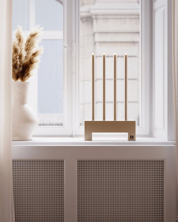 Twinkle Goud Van By Rydéns - Met een hoogte van 50 cm en een lengte van 30 cm trekt Twinkle de aandacht in elke omgeving.