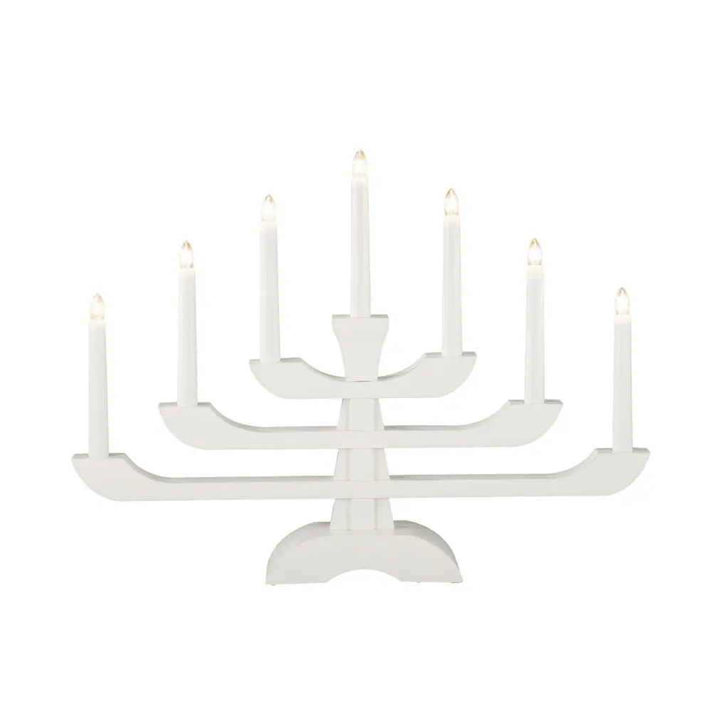 Candelabra 7 Lights Wit Van Konstsmide - Wordt geleverd met een 1,7 m lang wit snoer, aan/uit-schakelaar en stekker.