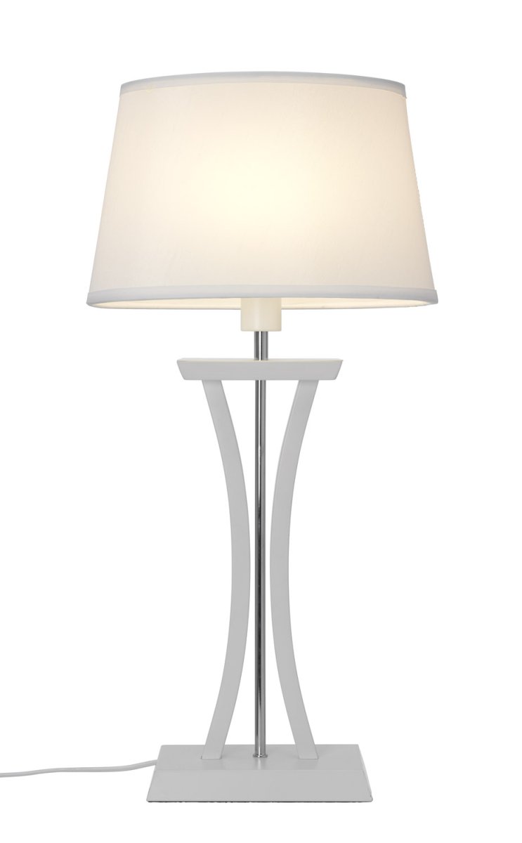 New Chelsea 60cm Wit tafellamp Van Cottex - Nieuwe Chelsea XL tafellamp in wit hout&auml; met chromen details en een elegante ovale kap die voor een zacht en aangenaam licht zorgt.