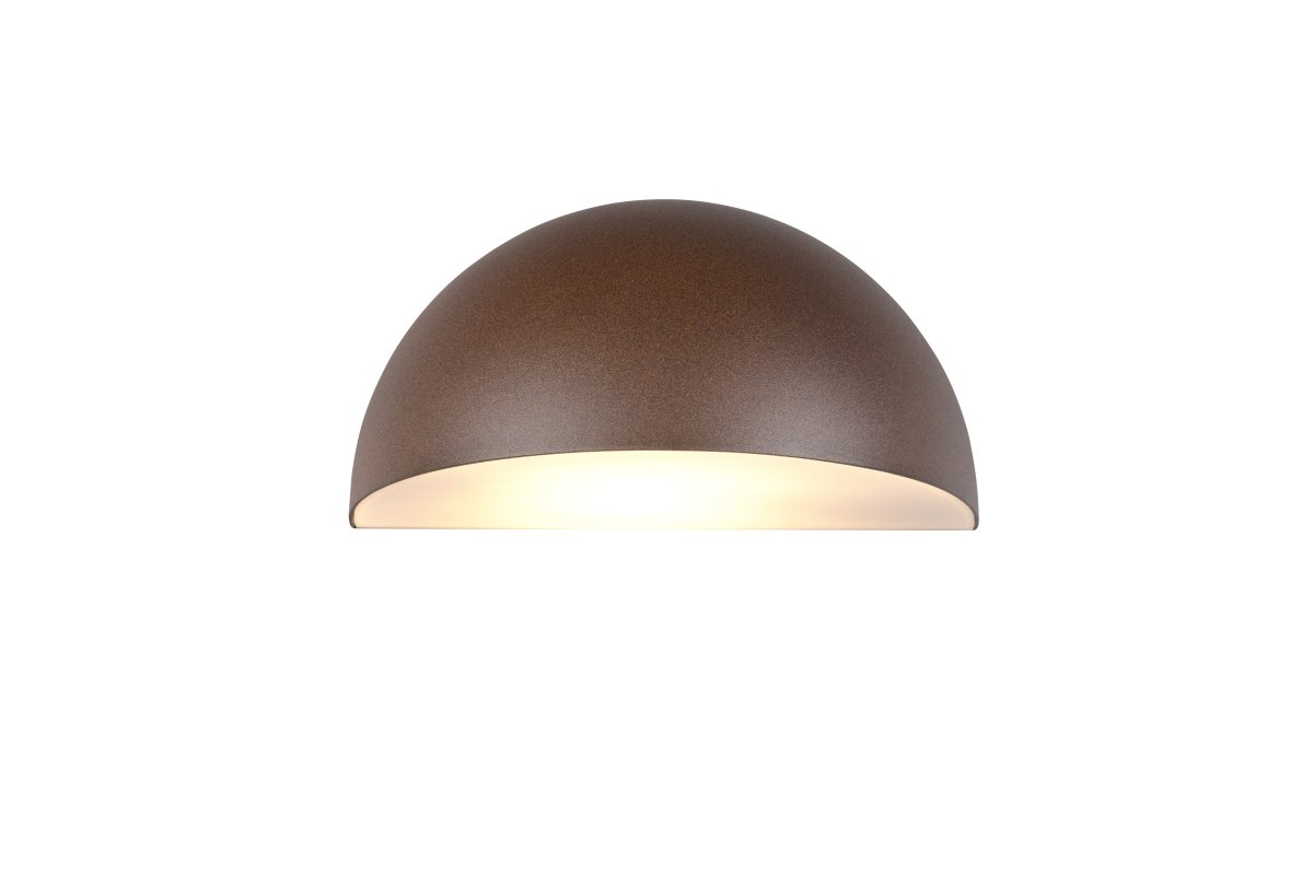 Maas 27cm Roestig bruin buitenlamp Van Trio Lighting - Maas is een stijlvolle wandlamp met een zacht afgeronde vorm in een moderne roestbruine tint.