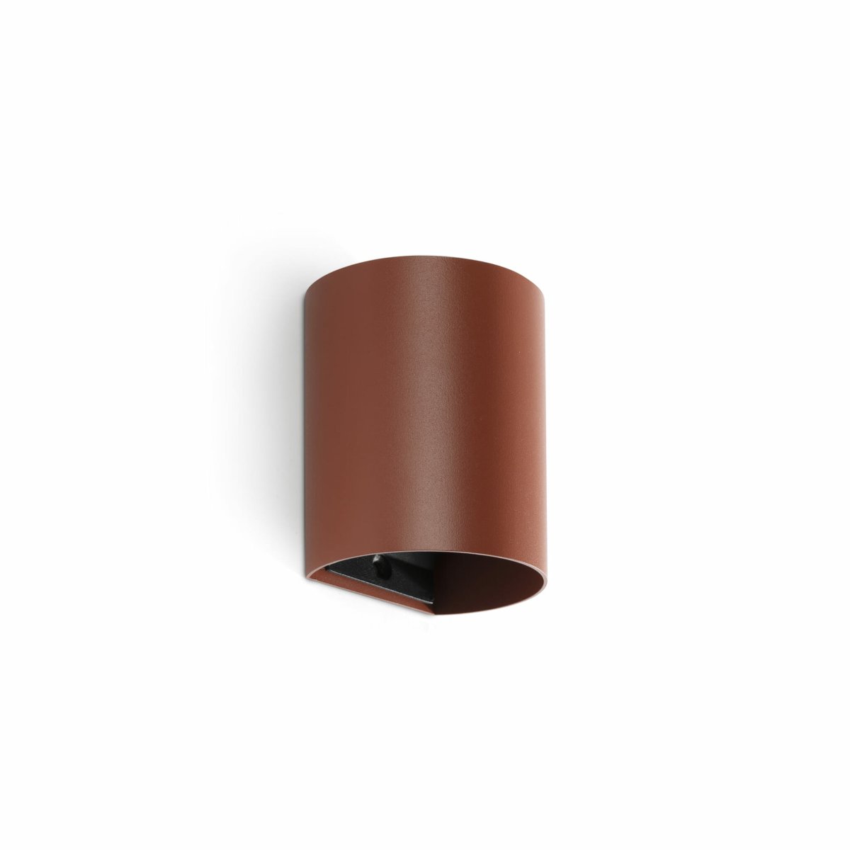 Sole 10cm Terracotta wandlamp Van Faro Barcelona - Sole is een terracotta wandlamp met een mat oppervlak die functie en vorm combineert in een compact formaat.