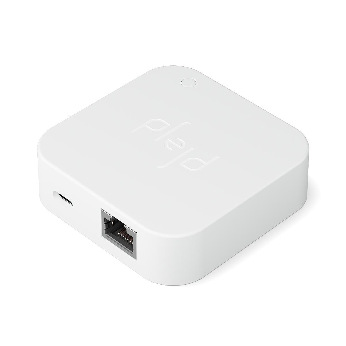 Gateway Bluetooth Internet Van Plejd - Sluit de Gateway aan op het lokale netwerk met de netwerkkabel en op een stopcontact met de stroomadapter.