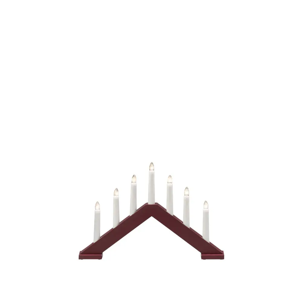 Candelabra 7 Lights Mat donkerrood Van Konstsmide - De klassieke driehoekige vorm met zeven kaarsen cre&euml;ert een warme en sfeervolle gloed die de Adventstijd versterkt.