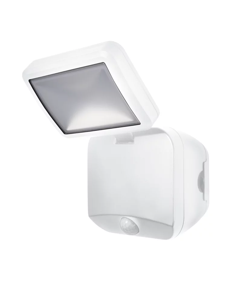 Battery LED Spotlight Sensor Wit buitenlamp Van Osram - Dankzij de neutraalwitte lichtkleur van 4000K en een ge&iuml;ntegreerde bewegings- en lichtsensor schakelt de lamp automatisch in wanneer dat nodig is.