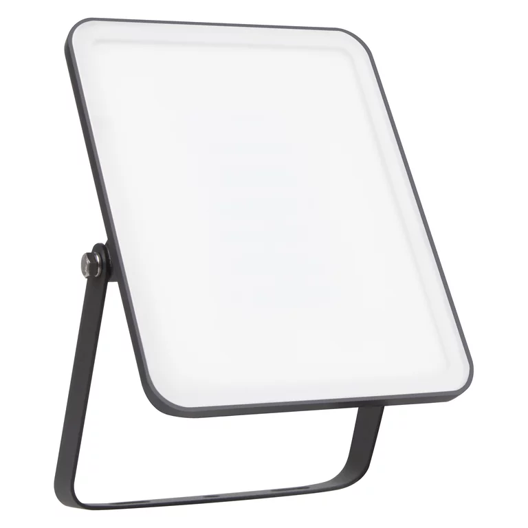 Floodlight Essential 30W Zwart buitenlamp Van Osram - De witte satijnen matte diffuser zorgt voor een homogeen en niet-verblindend licht, waardoor er een aangenaam licht ontstaat zonder scherpe schaduwen.