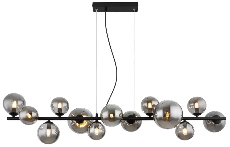 Riha 120cm Rookkleurig hanglamp Van Globo Lighting - Lampan &auml;r av mattsvart metall och ger ditt hem en lyxig och inbjudande atmosf&auml;r.