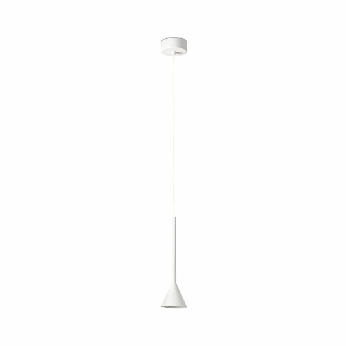 Anna Ø7 Wit hanglamp Van Faro Barcelona - Anna is een witte hanglamp met een kegelvormige kap die zorgt voor gericht en nauwkeurig licht.