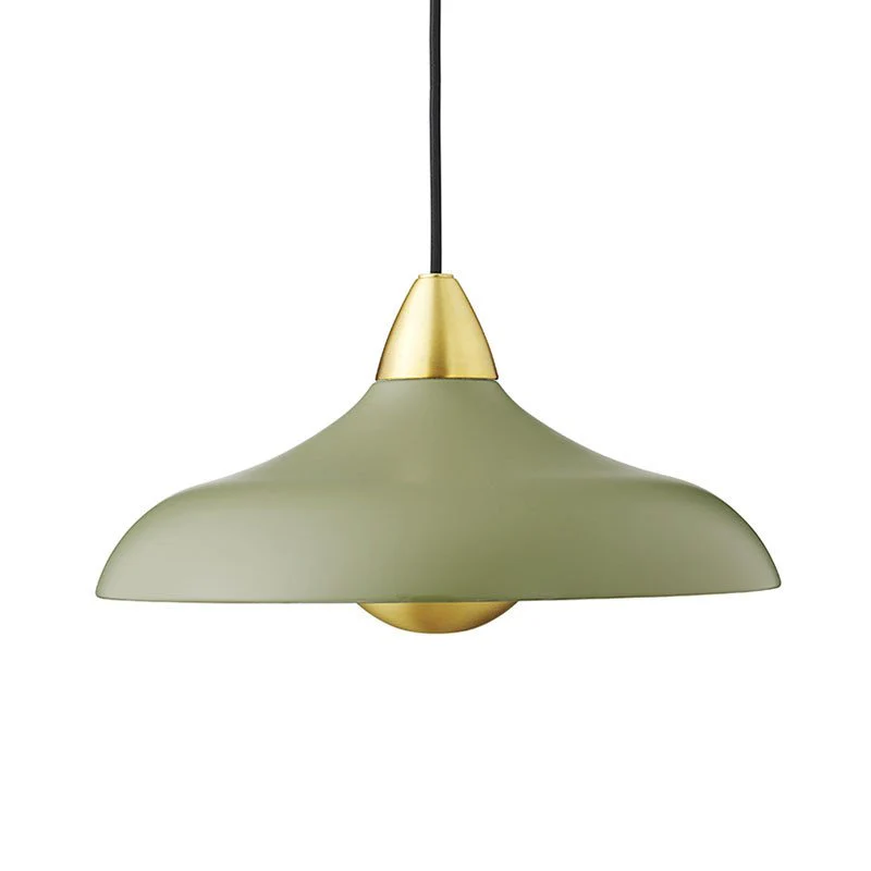 Urban Wide Ø36 Olijfgroen hanglamp Van Superliving - Ideaal om uw huis een moderne touch te geven met een vleugje tijdloze elegantie.