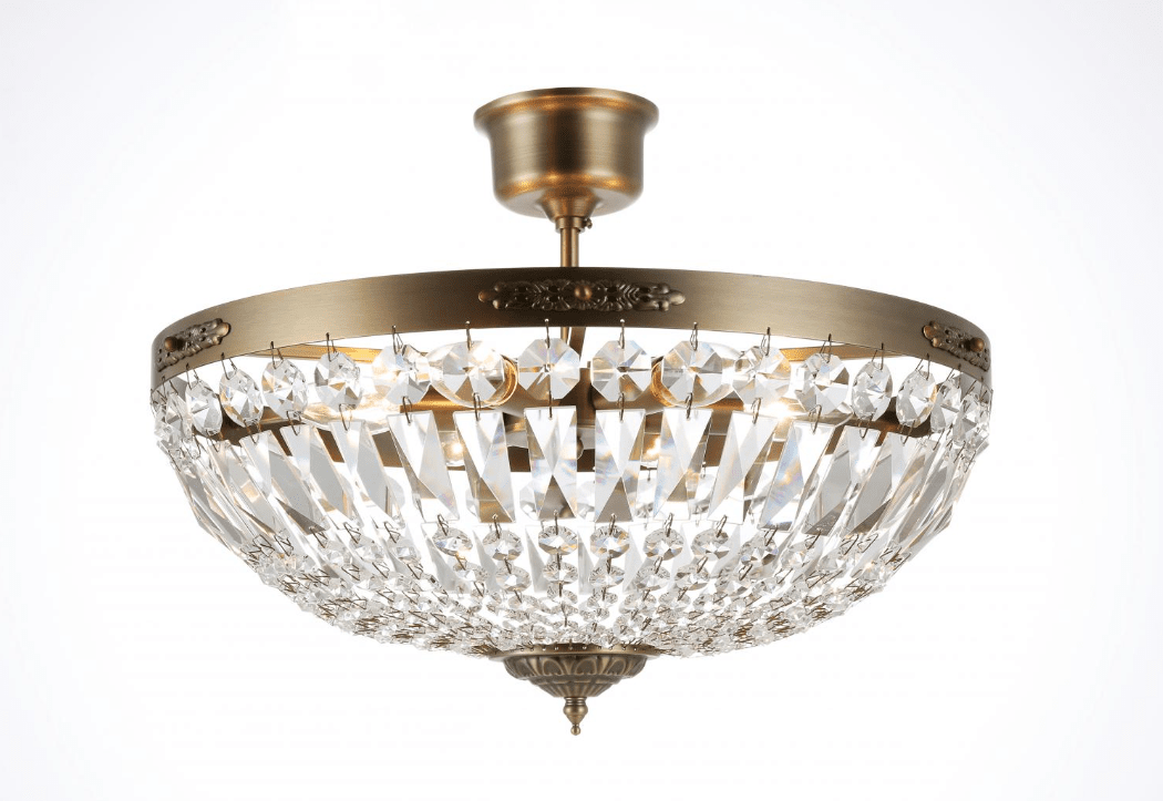 Rhea Ø50 Antiek messing kristal Van Norrsken Design - De antieke messing hanglamp Rhea combineert een elegante antieke afwerking met prisma's van handgeslepen kristal van klasse 1 K9, wat een luxe uitstraling en tijdloze stijl geeft.