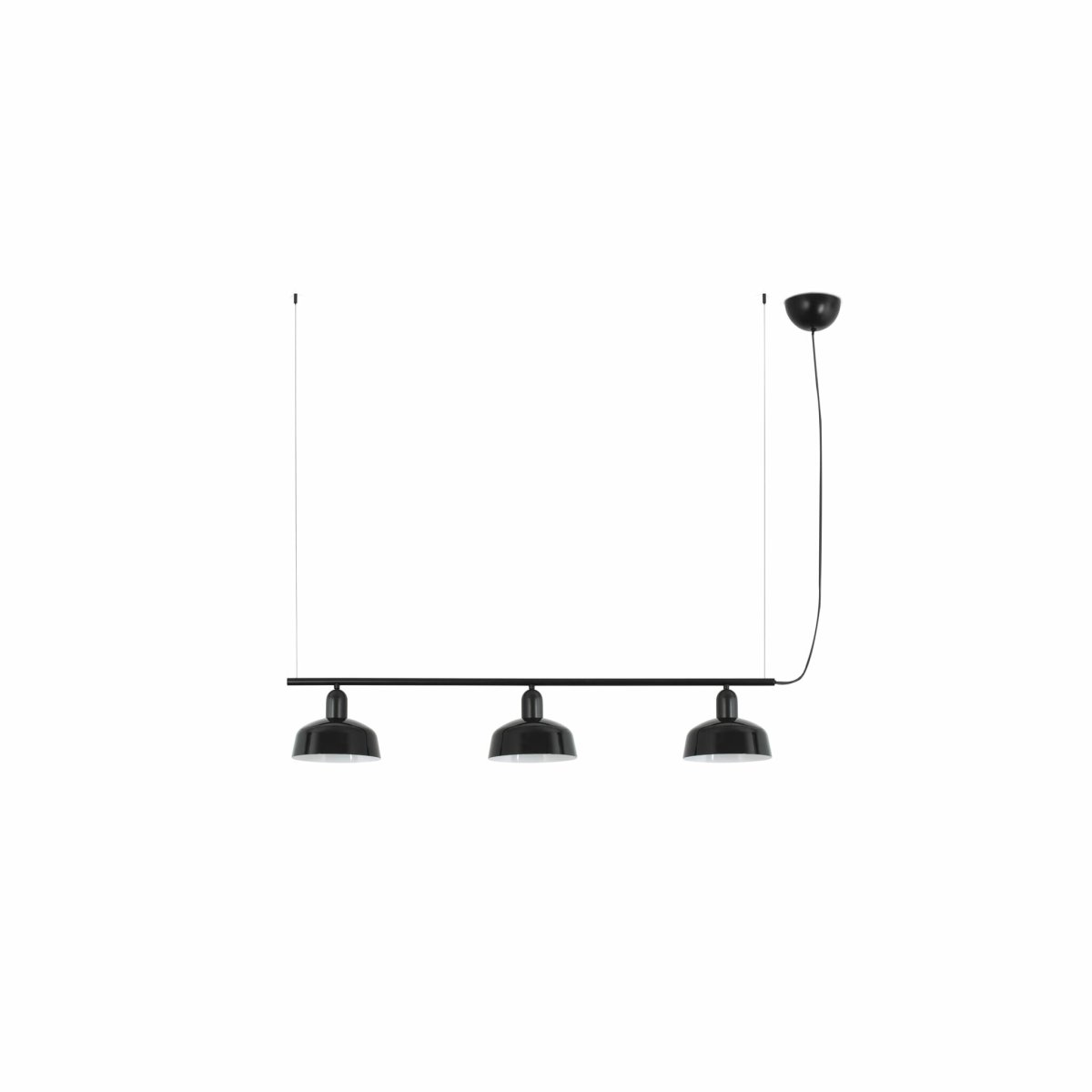Tatawin 100cm Zwart hanglamp Van Faro Barcelona - Tatawin is een plafondlamp met een zwarte structuur en een zwarte metalen kap die een gefocust en stijlvol licht verspreidt.