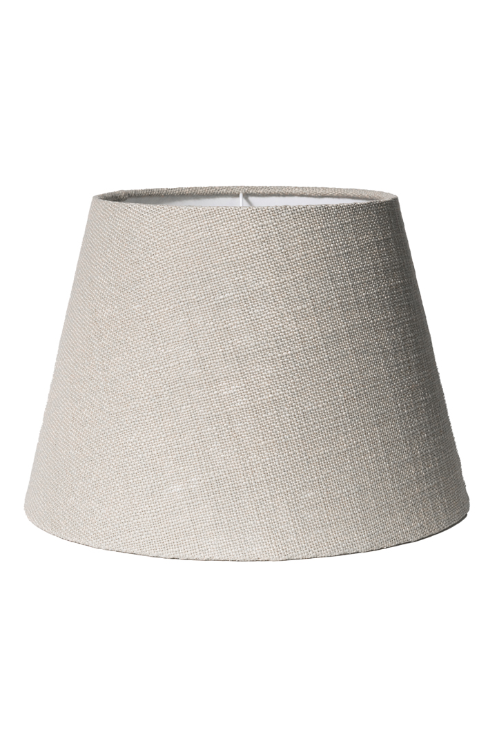 Lampskärm Ilse Ø40 Zand Van Alde & Lind - Ilse is een klassieke lampenkap bekleed met een gestructureerde stof in een zachte zandkleur.