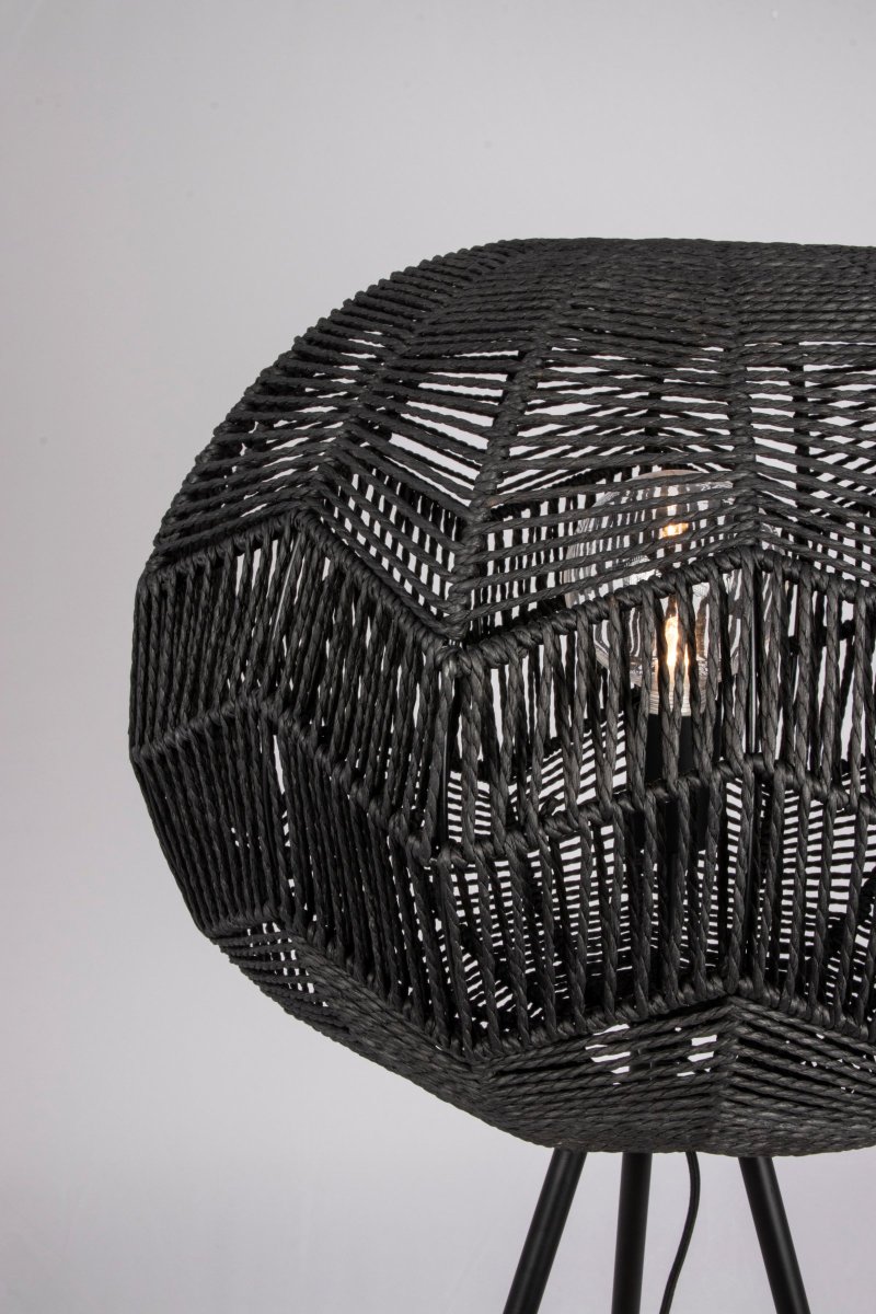 Missy Zwart vloerlamp Van Globen Lighting - De lamp heeft een 200 cm lange zwarte textielkabel met schakelaar.