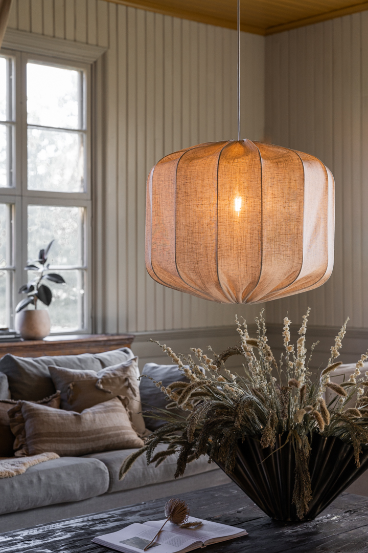 Dester Lampenkap Excl. Ophanging Ø58 Natuur hanglamp Van Alde & Lind - De lampenkap staat prachtig boven een eettafel/salontafel of als losse lamp op bijvoorbeeld een trap.