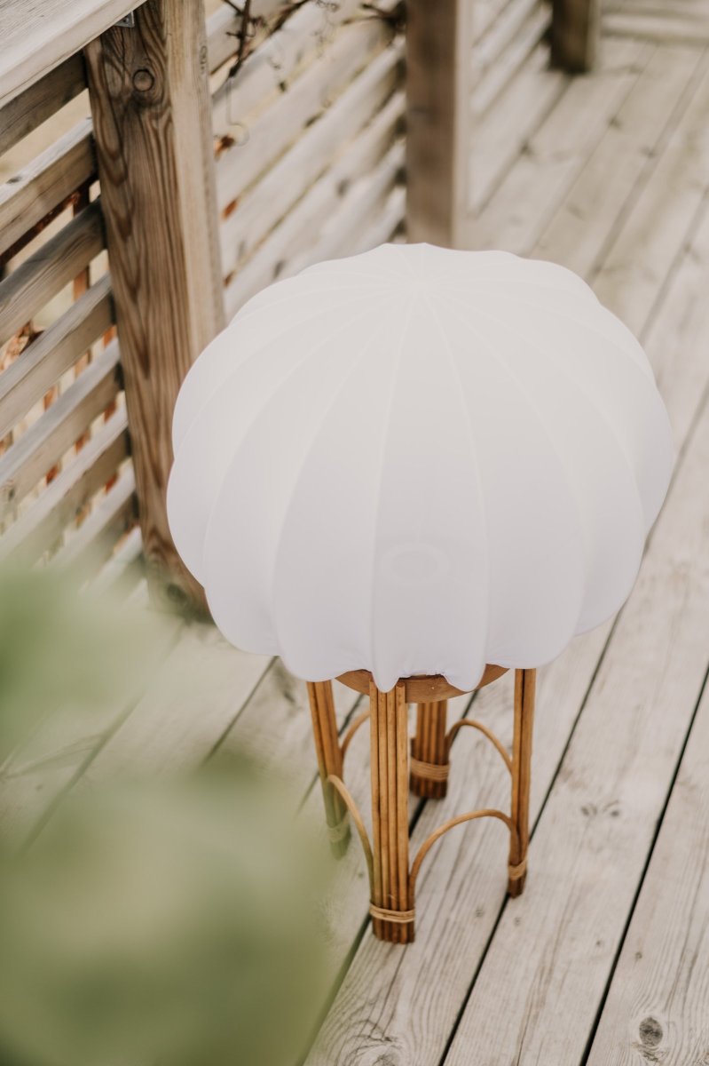 Fiji 66cm Natuur vloerlamp Van Globen Lighting - Het is dus mogelijk om de IP44-classificatie te behalen; De lengte van de gebruikte kabel wordt door deze norm bepaald.