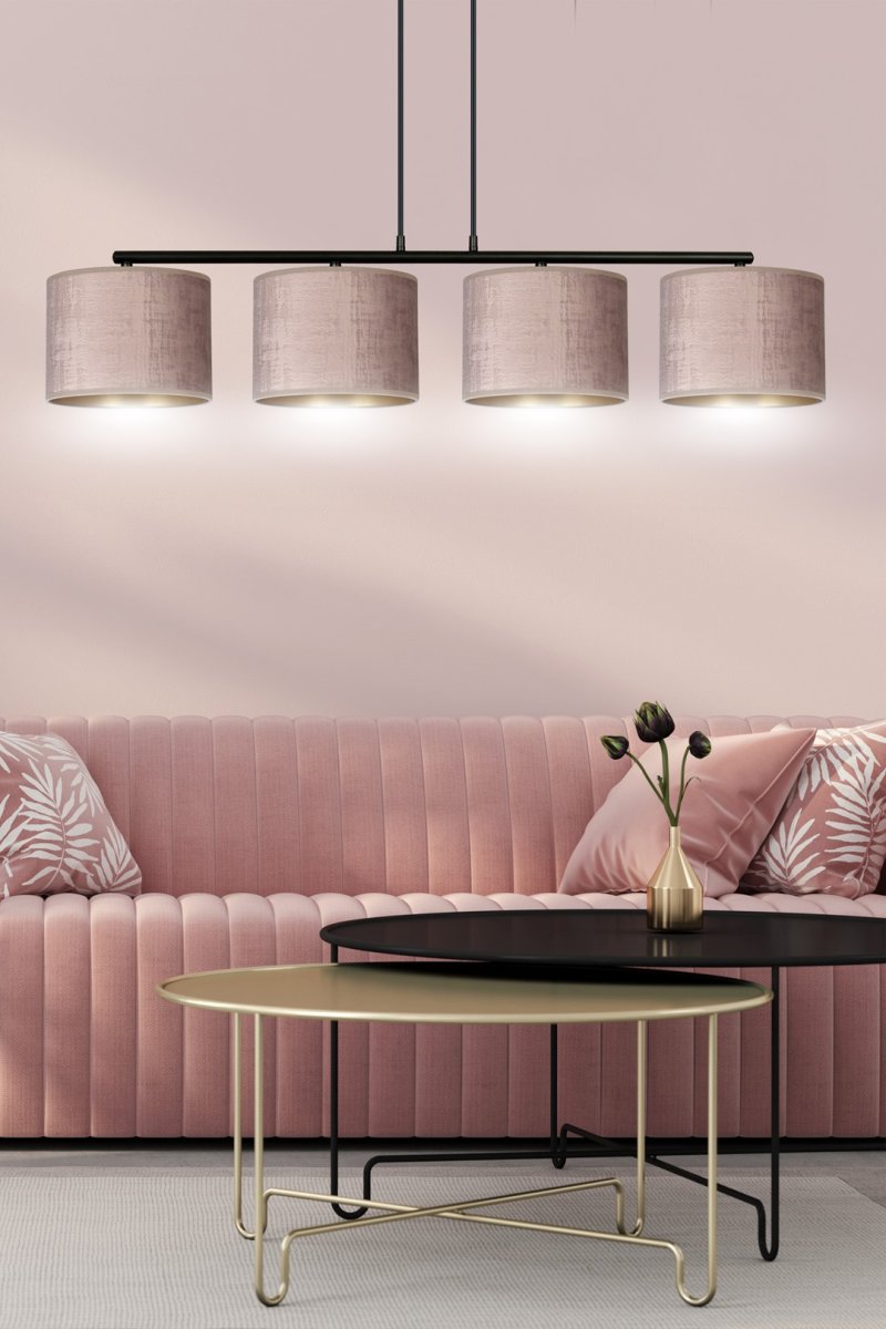 Hilde 100cm Roze hanglamp Van Emibig Lighting - Dankzij de eenvoudige constructie en het elegante kleurenschema is Hilde een veelzijdige keuze die past in veel verschillende kamers en stijlen.