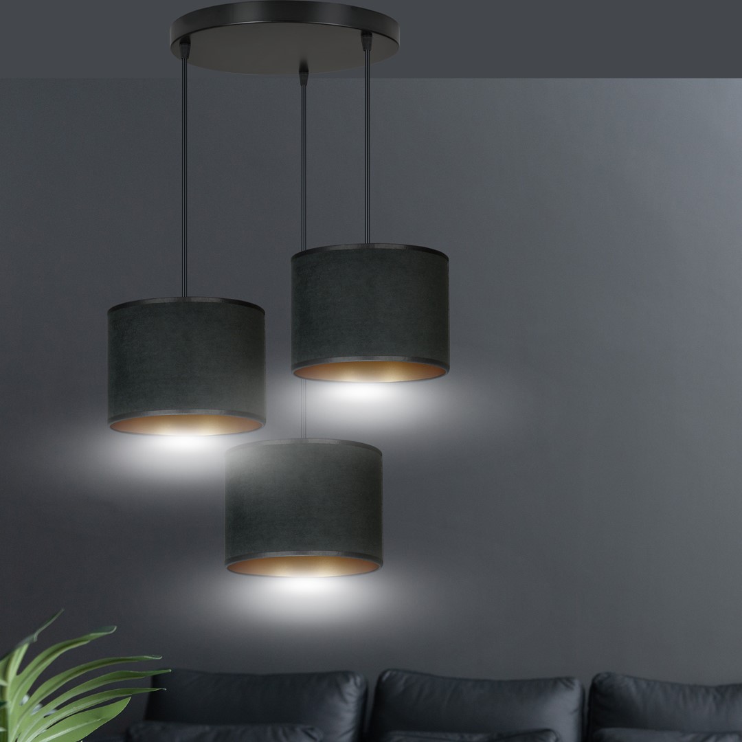 Hilde Ø50 Zwart hanglamp Van Emibig Lighting - Dankzij de eenvoudige constructie en het elegante kleurenschema is Hilde een veelzijdige keuze die past in veel verschillende kamers en stijlen.