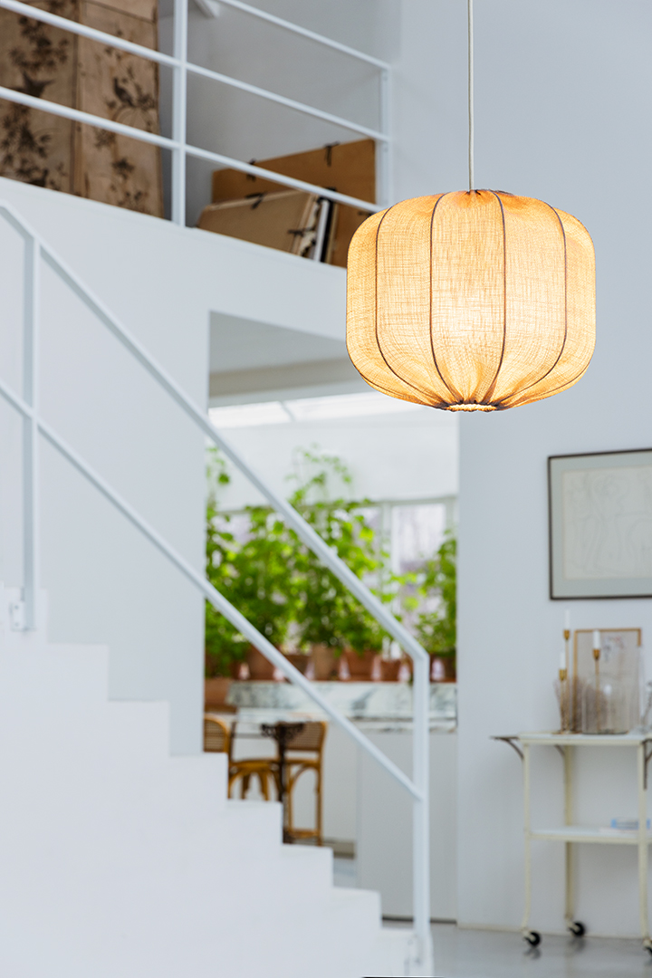 Dester Lampenkap Excl. Ophanging Ø38 Beige hanglamp Van Alde & Lind - De linnen stof geeft de Dester lampenkap een verfijnde en elegante uitstraling.