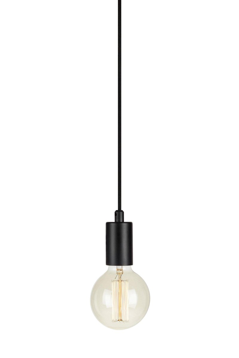 Sky Ø4 Zwart raamlamp Van Markslöjd - De Sky raamlamp is een stijlvolle en minimalistische hanglamp die perfect is voor Scandinavische huizen.