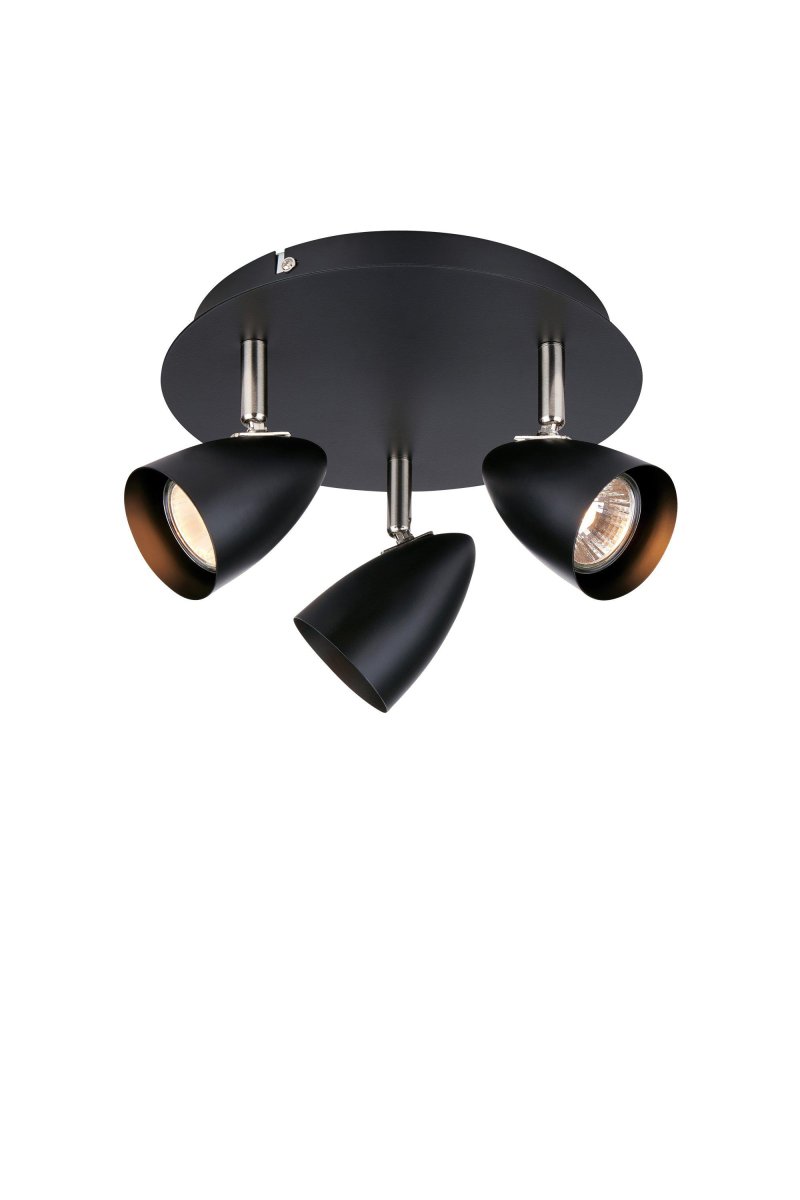 Ciro 3 Zwart spot Van Markslöjd - Met drie verstelbare spots in elegant matzwart en zilveren details oogt hij stijlvol en zorgt hij voor een perfecte lichtinstelling in elke ruimte.