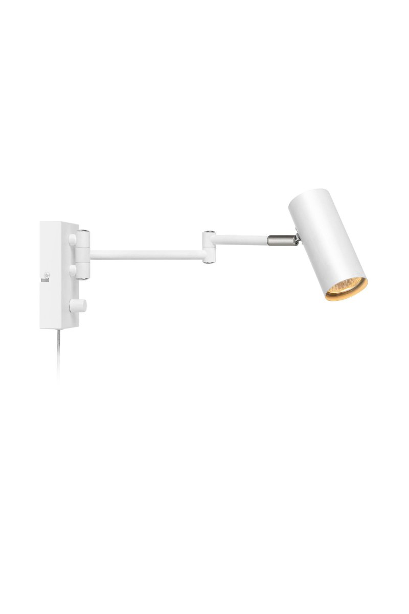 Torino Wit leeslamp Van Markslöjd - De wandlamp Torino combineert stijlvol design met hoge flexibiliteit.