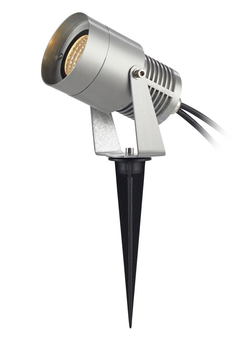 Spotlight 6W Aluminium Garden 24 Van Markslöjd - Met vaste LED-verlichting van 6W en een stralingshoek van 24 graden beschikt u over een effectieve lichtspot om details in de tuin of op de gevel te accentueren.