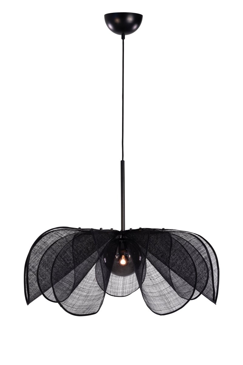 Styrka Ø75 Zwart hanglamp Van Markslöjd - Deze lamp heeft een lampenkap van bananenvezels die op een bloem lijkt en een rookkleurig glas dat sfeervol licht verspreidt.