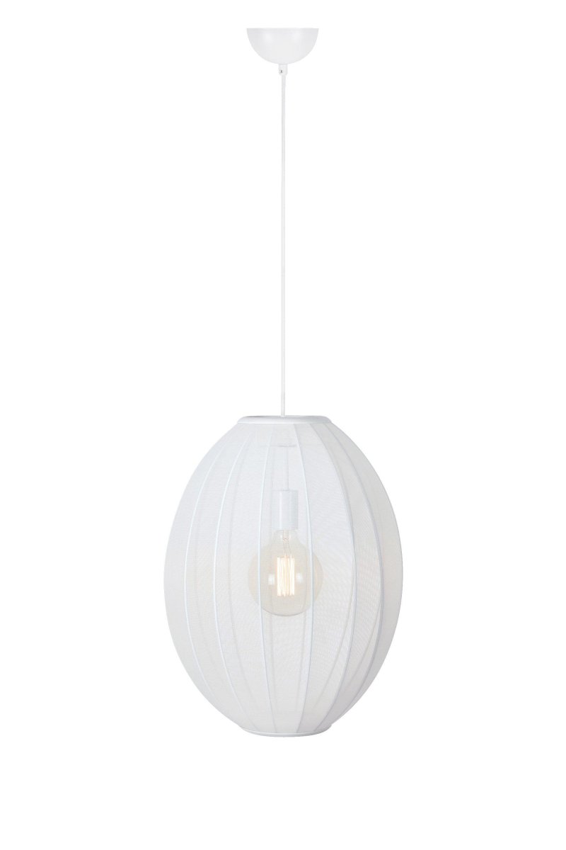 Florence Ø40 Wit hanglamp Van Markslöjd - Florence is een stijlvolle plafondlamp met een ovaal design en een witte textielen kap die zacht en aangenaam licht geeft.