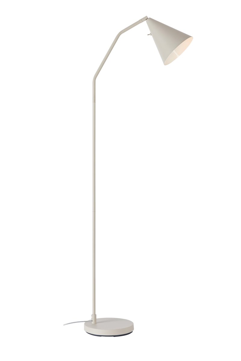 Funil Beige vloerlamp Van Markslöjd - De lamp is gemaakt van beige gelakt metaal en heeft een decoratieve, kegelvormige lampenkop die draaibaar en verstelbaar is.