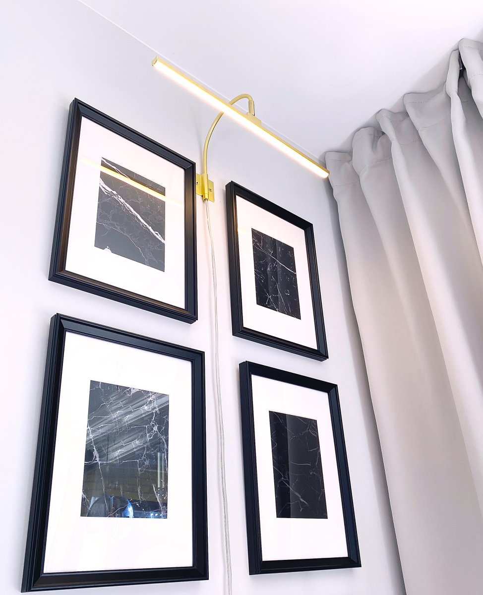Miro 40cm Goud Van Aneta Lighting - Miro kan zowel aan de muur als direct op de fotolijst worden bevestigd.