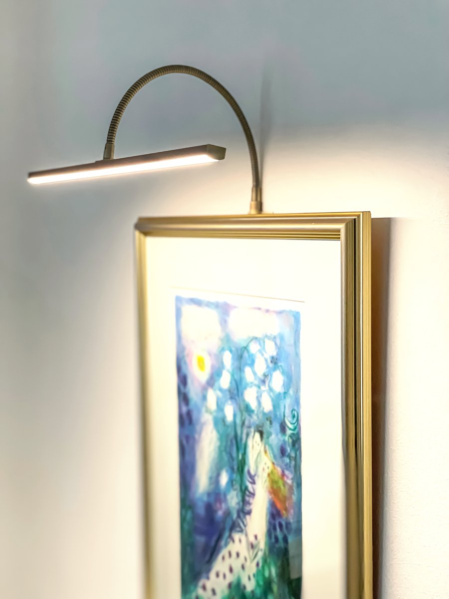 Miro 40cm Antiquiteit Van Aneta Lighting - Miro kan zowel aan de muur als direct op de fotolijst worden bevestigd.